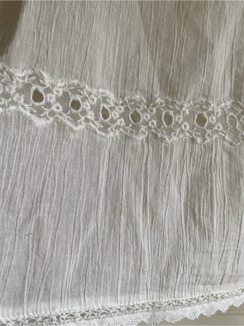 Zara Crochet Embroidered 100% Crinkle Cotton Boxy Button Up Blouse Cream Size L - Picture 12 of 15